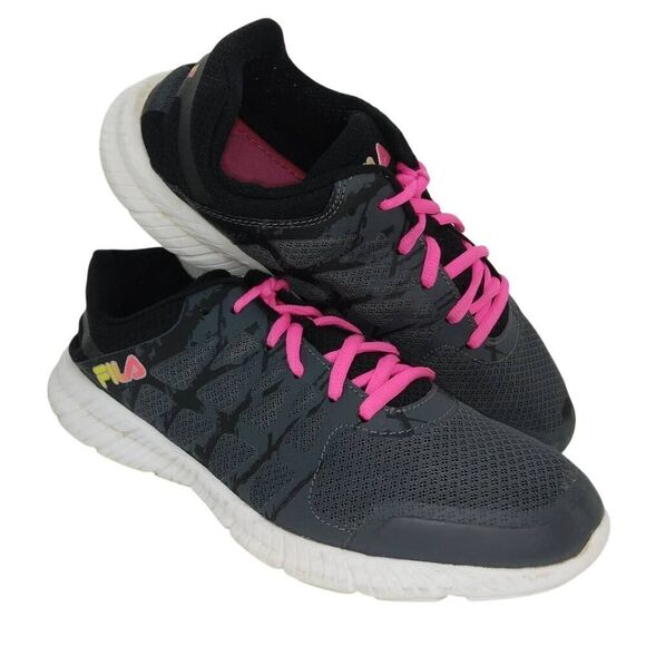 FILA Women's Pre-owned Black Running Sneakers - sz. 10EEEE - Picture 1 of 6